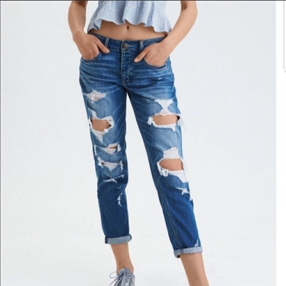 EUC WOMENS 4 AMERICAN EAGLE TOMGIRL JEANS